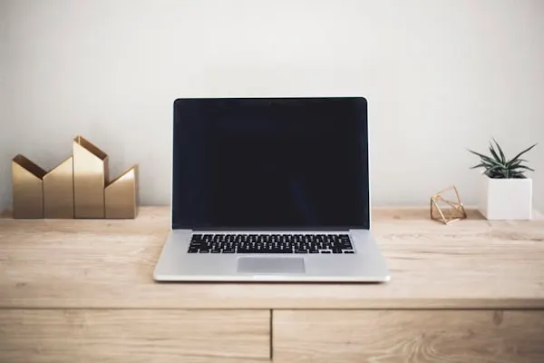 Laptops rental UAE, IP Care Technologies